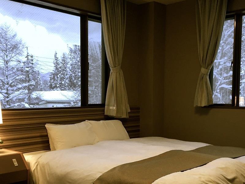 Hakuba Landmark Iwatake Lodge Exterior foto