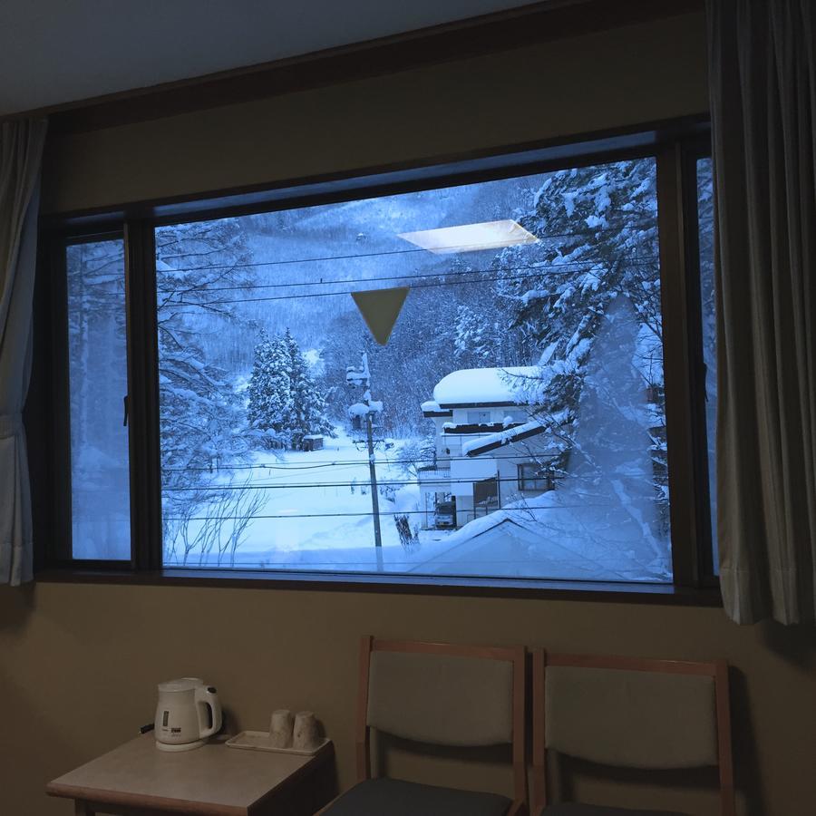 Hakuba Landmark Iwatake Lodge Exterior foto